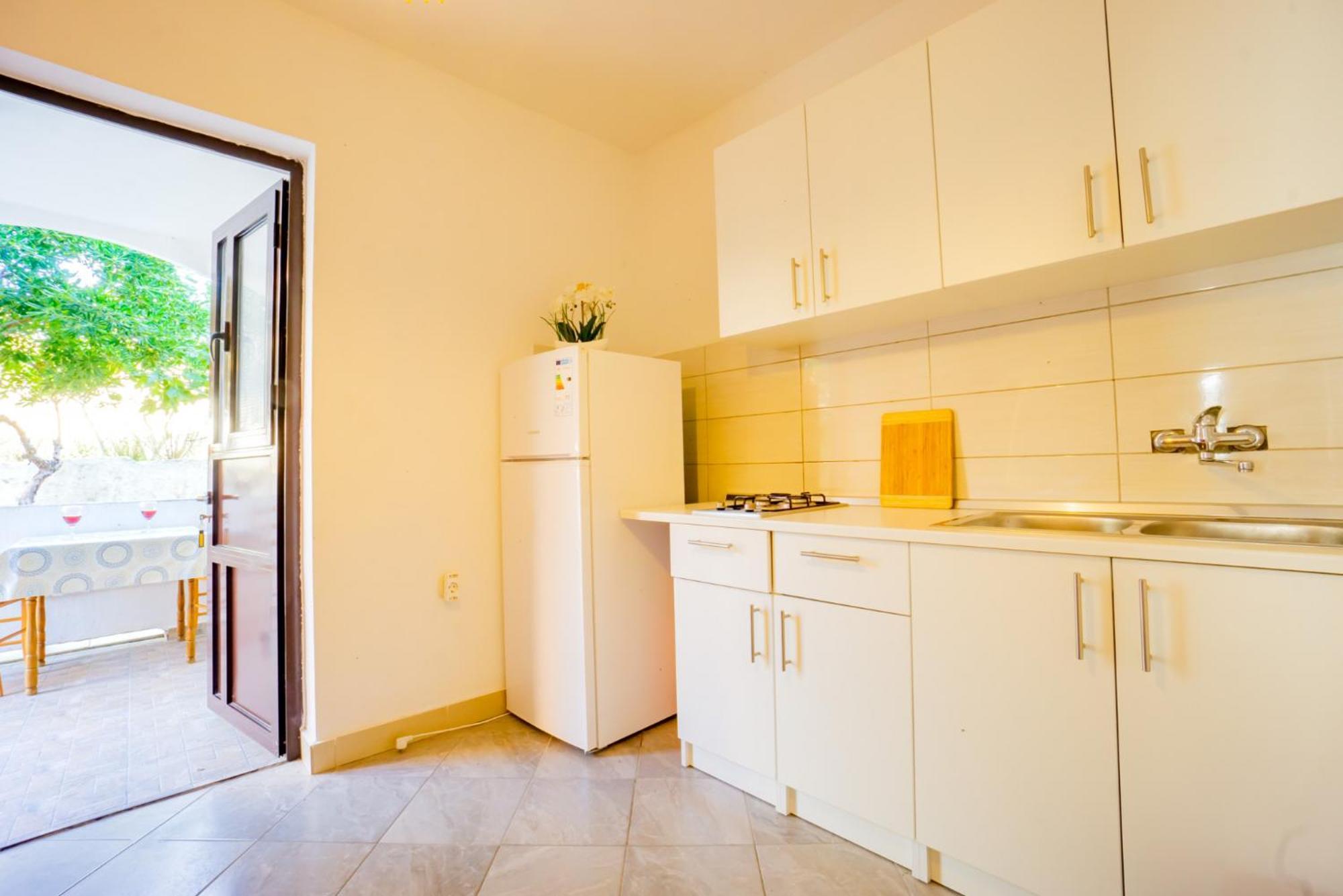 Apartament Kob Orog Good Location With Sea Views And Modern Decor Metajna Pokój zdjęcie